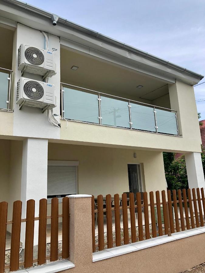 Janos Apartman Balatonfüred Екстериор снимка